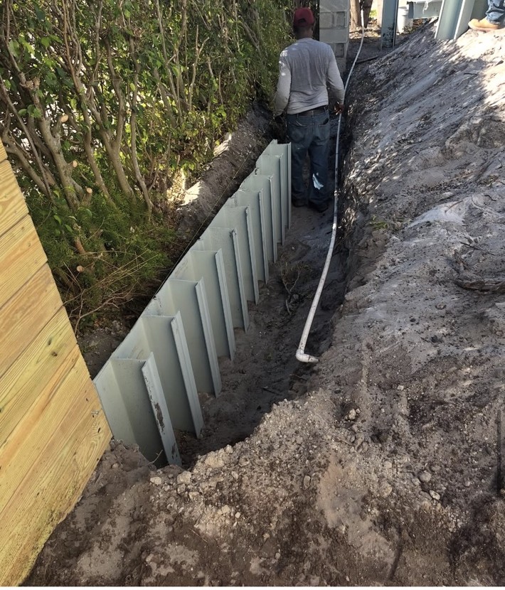 Vinyl Sheet Retaining Walls project photo 2